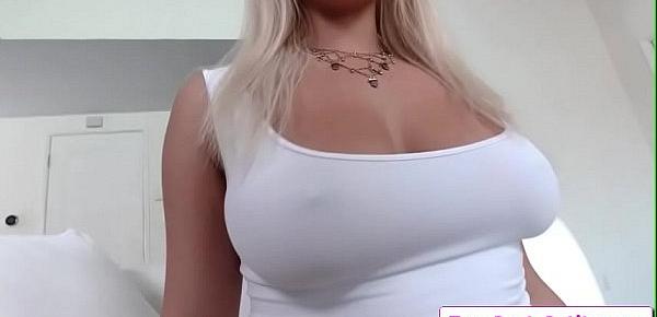  Titty Attack Porn - Jiggle Ya Tits with Kylie Page videoclip-01